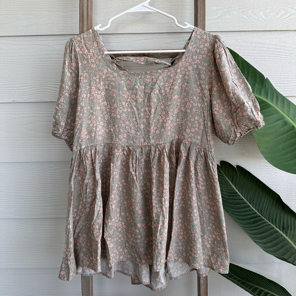 Floral Puff Sleeve Blouse